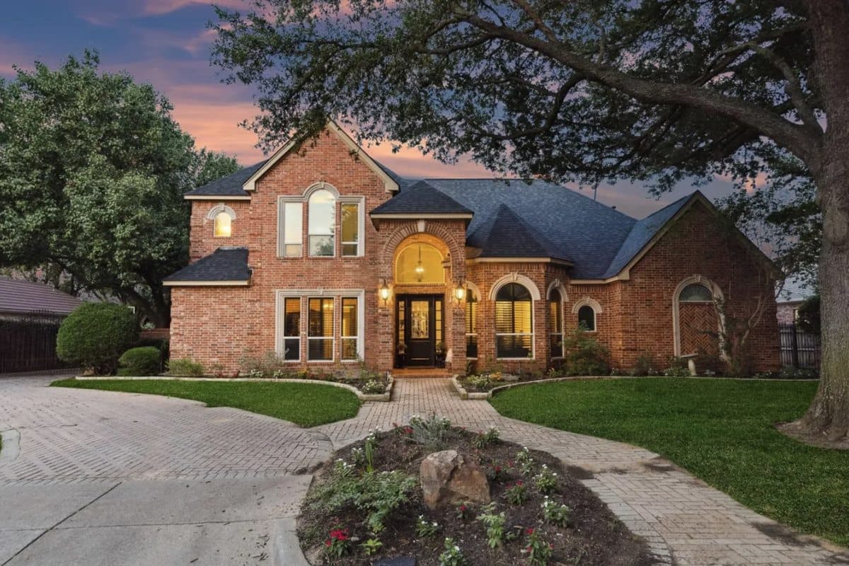 The original Colleyville luxury home before the fire